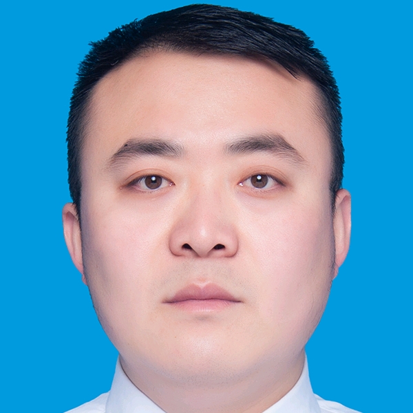 王斌