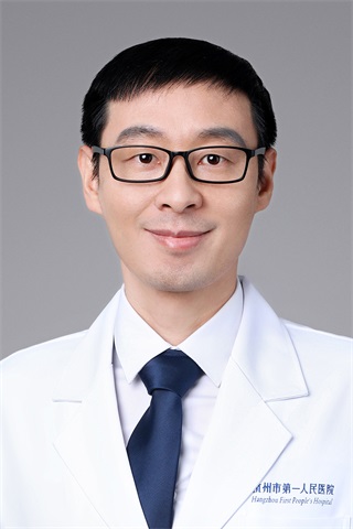 张志群