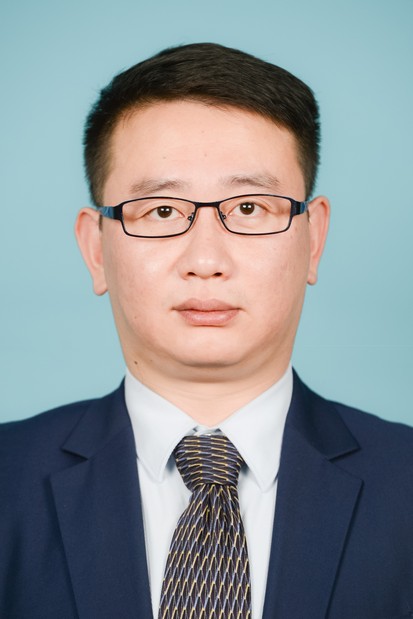 唐亮