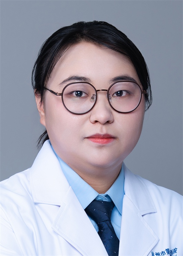 傅倩雯