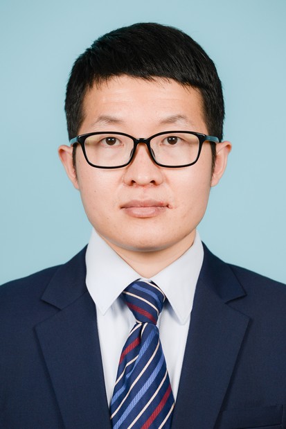 杨威
