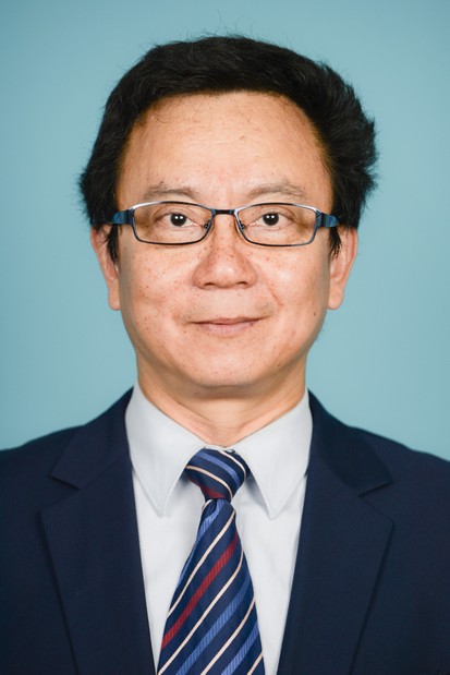 缪群